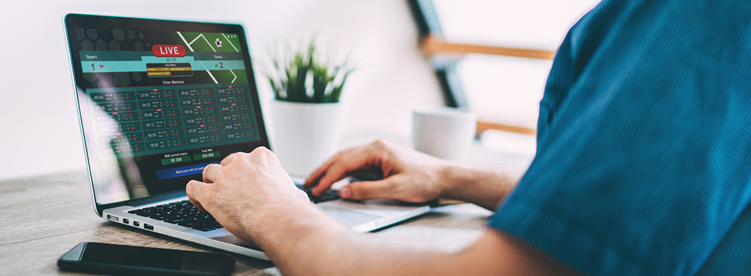 Set your own pace – autoplay, turbo spins, and customizable settings available. 19